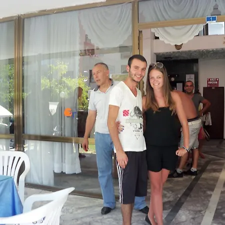 Otel Tecimen 2*